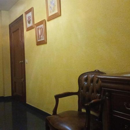 Centro Plaza Guzman Appartement León Buitenkant foto