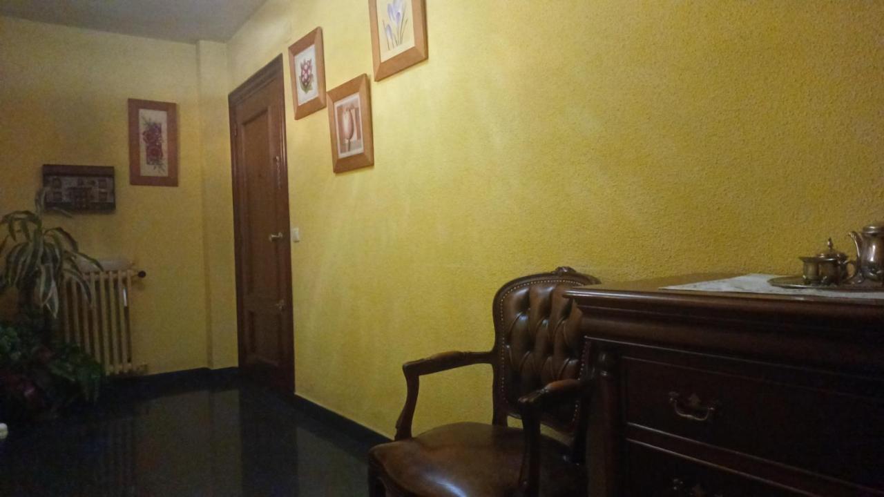 Centro Plaza Guzman Appartement León Buitenkant foto