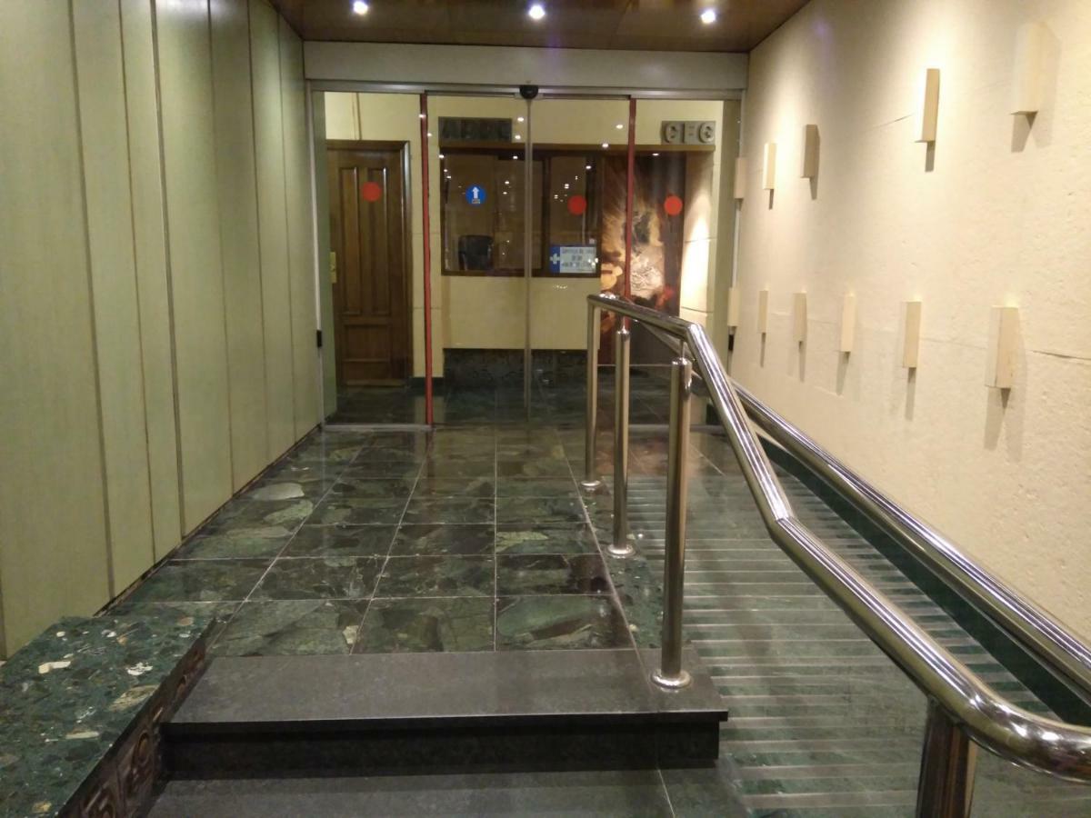 Centro Plaza Guzman Appartement León Buitenkant foto